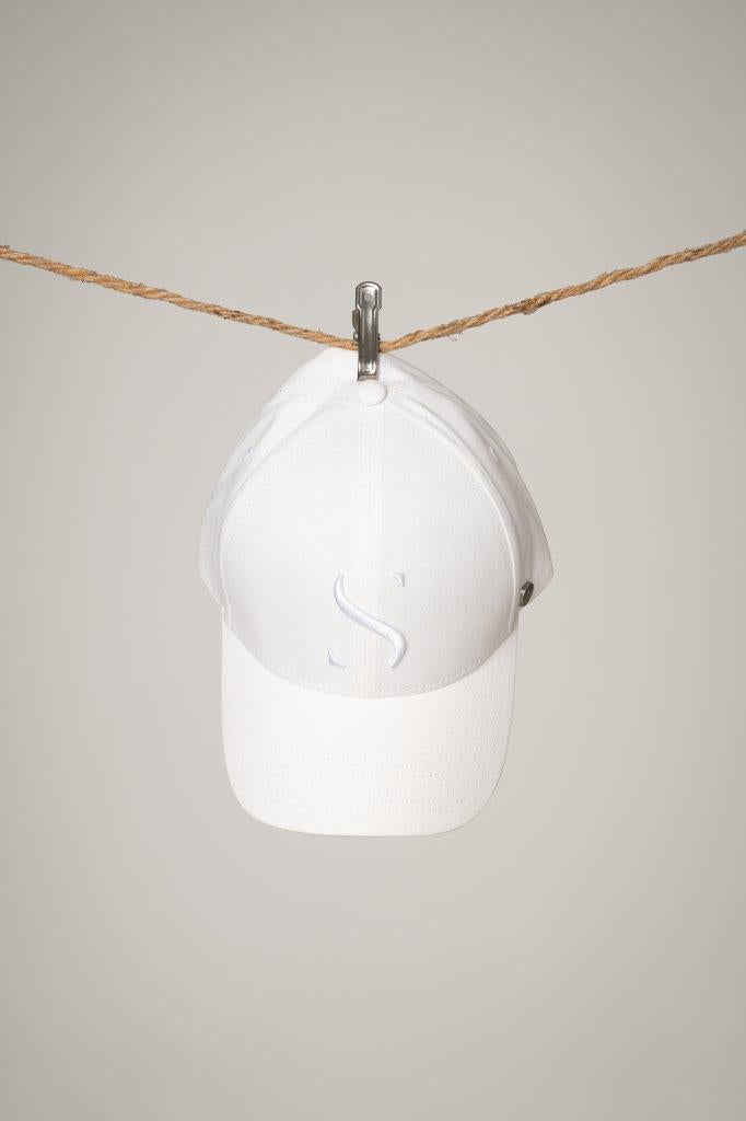 White Caps For Women | Stylish Caps For Ladies 